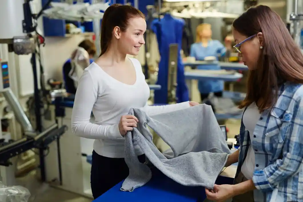 What to Expect from a Reliable Uniforms Company in the UAE